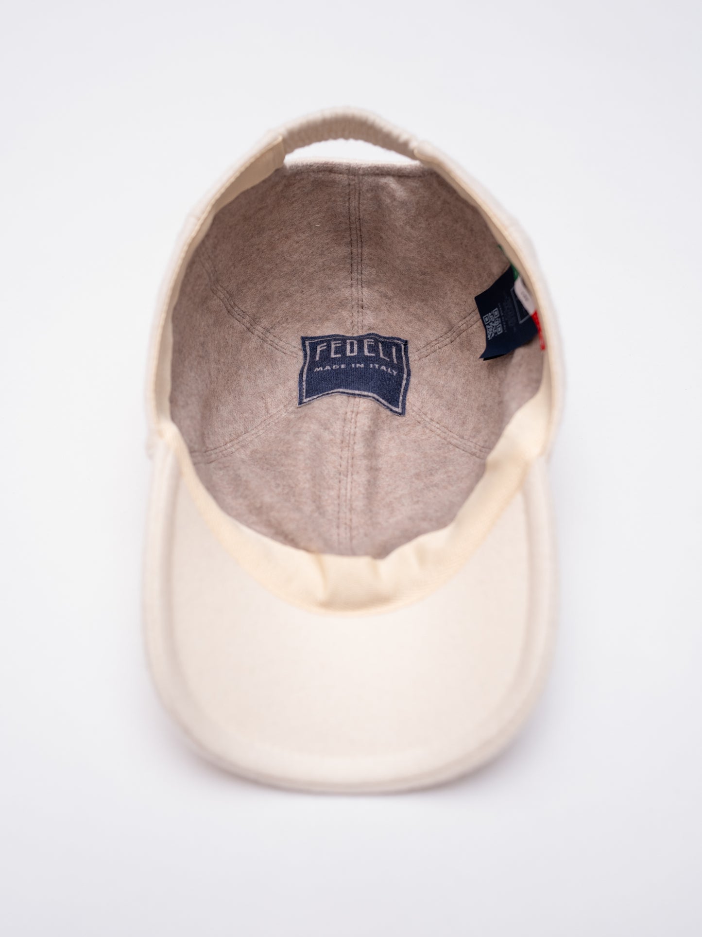 Land Cashmere Felt Cap - Ivory