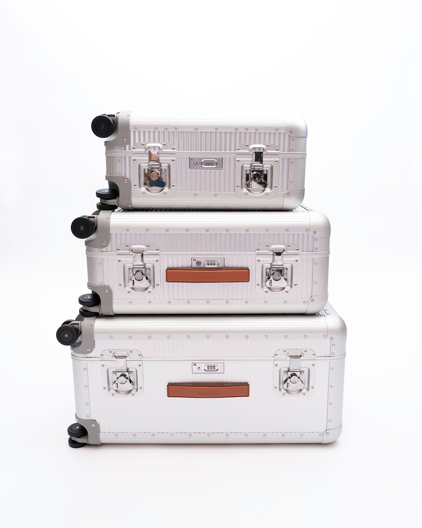 Bank Trunk On Wheels - Moonlight Silver