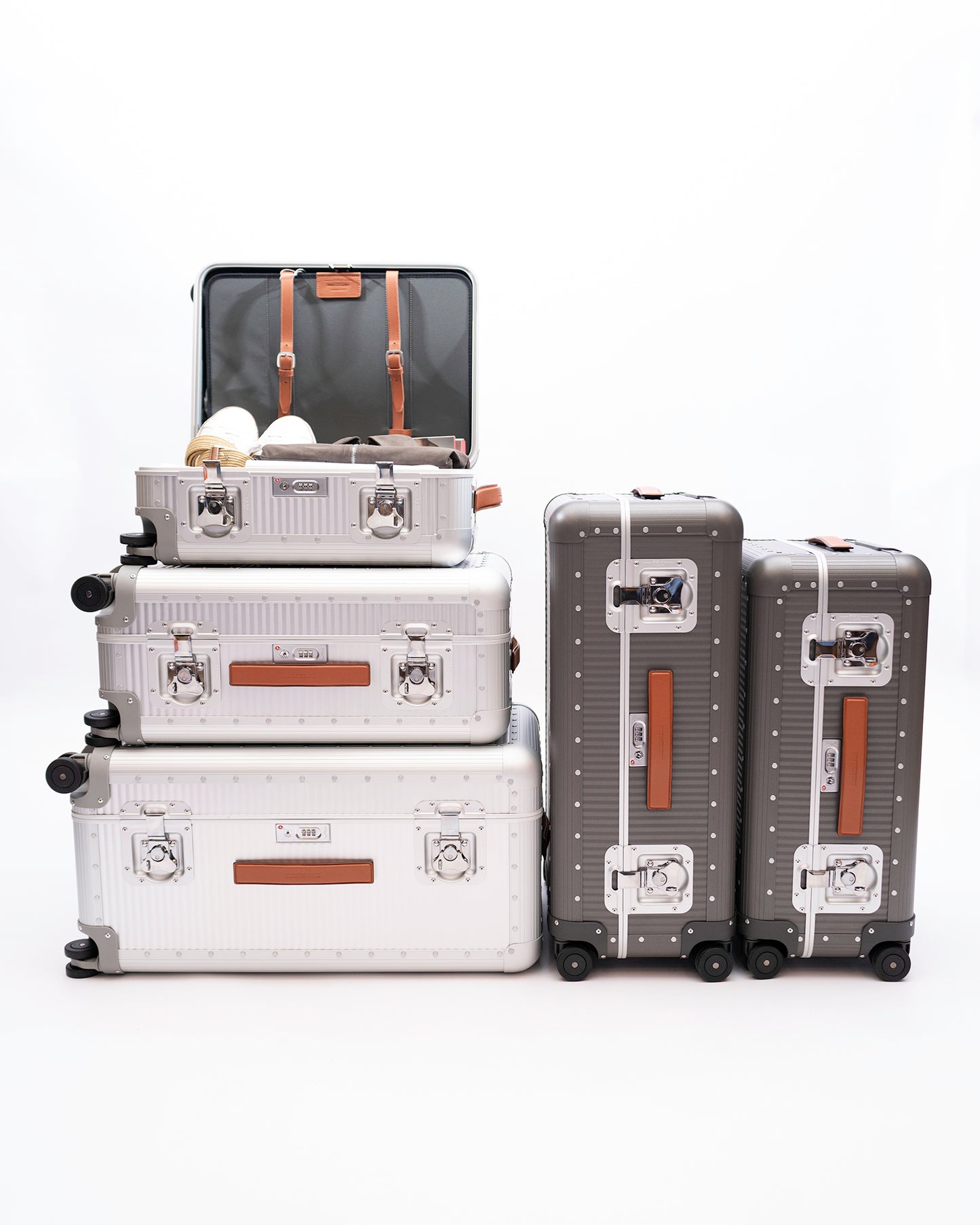 Bank Trunk On Wheels - Moonlight Silver