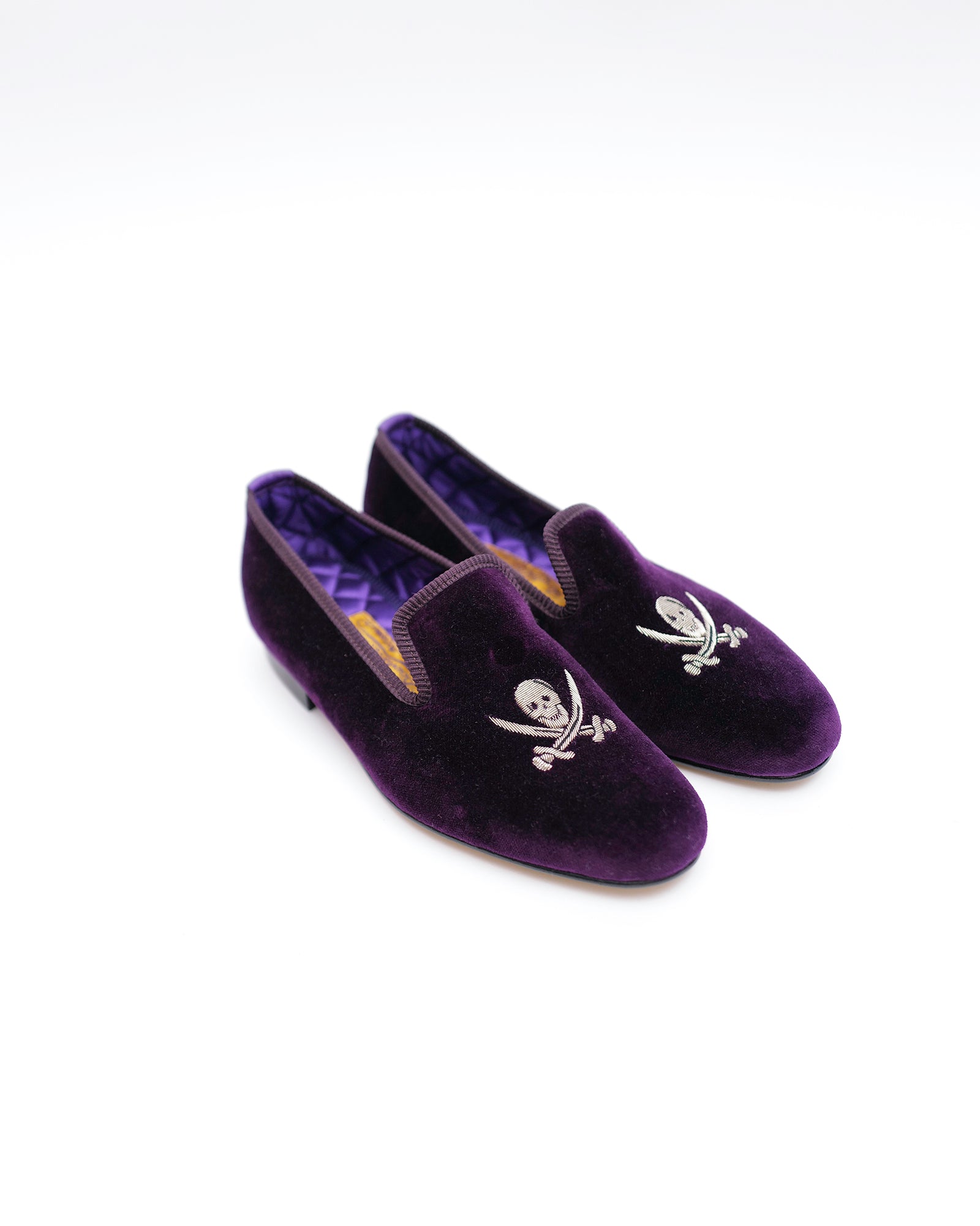 BE4 - Albert Embroidered Slippers w/Skull & Sabres - Purple