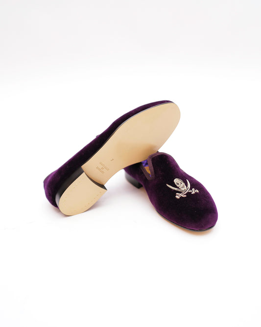 BE4 - Albert Embroidered Slippers w/Skull & Sabres - Purple