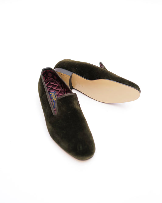 BE6 - Olive Velvet Plain Albert Slippers
